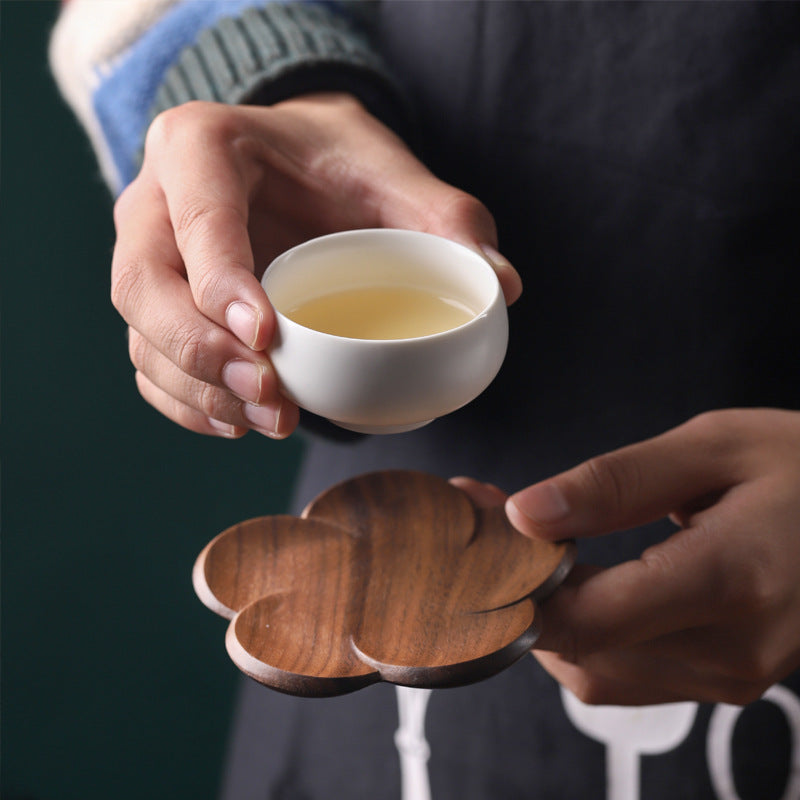 Black Walnut Coaster Solid Wood Creative Petal Cushion Kung Fu Teacup Wood Coaster Coaster With Logo