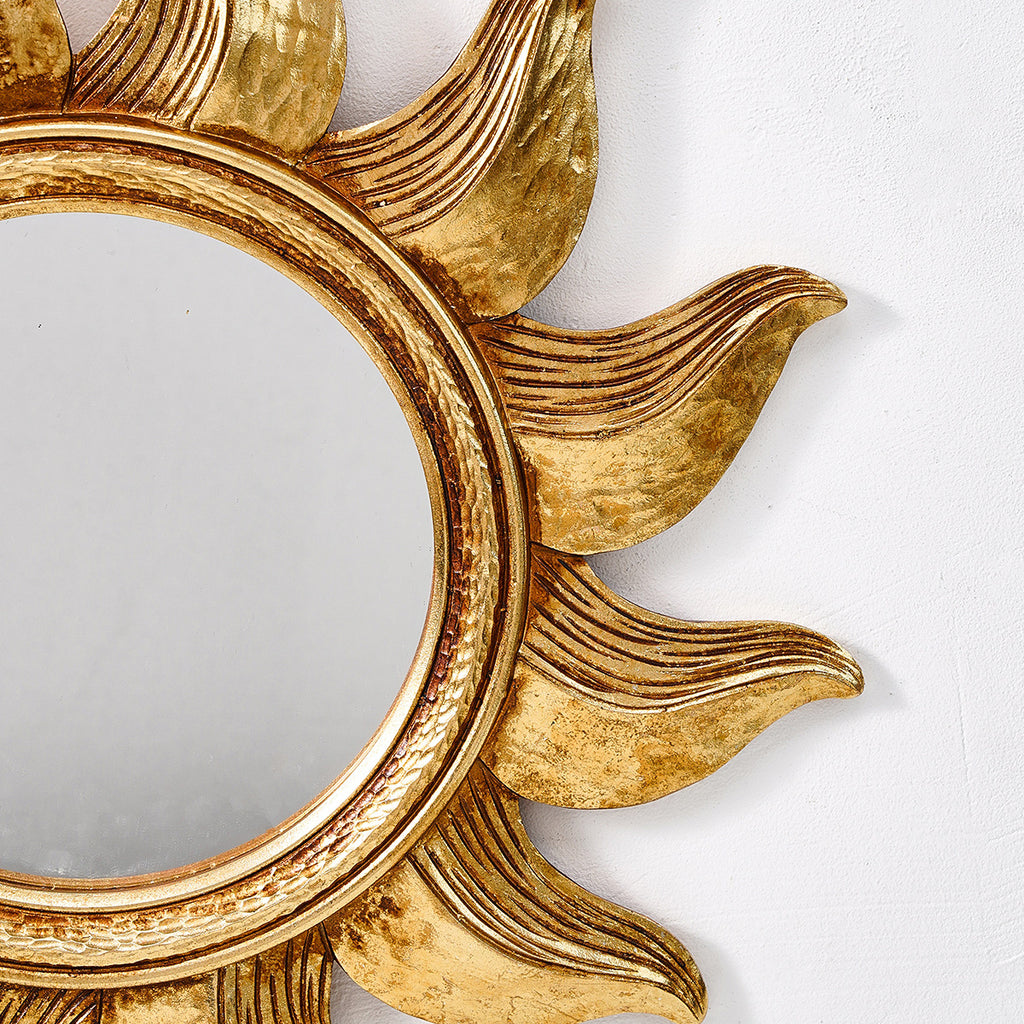 Golden Sunflower Circular Decorative Hanging Mirror