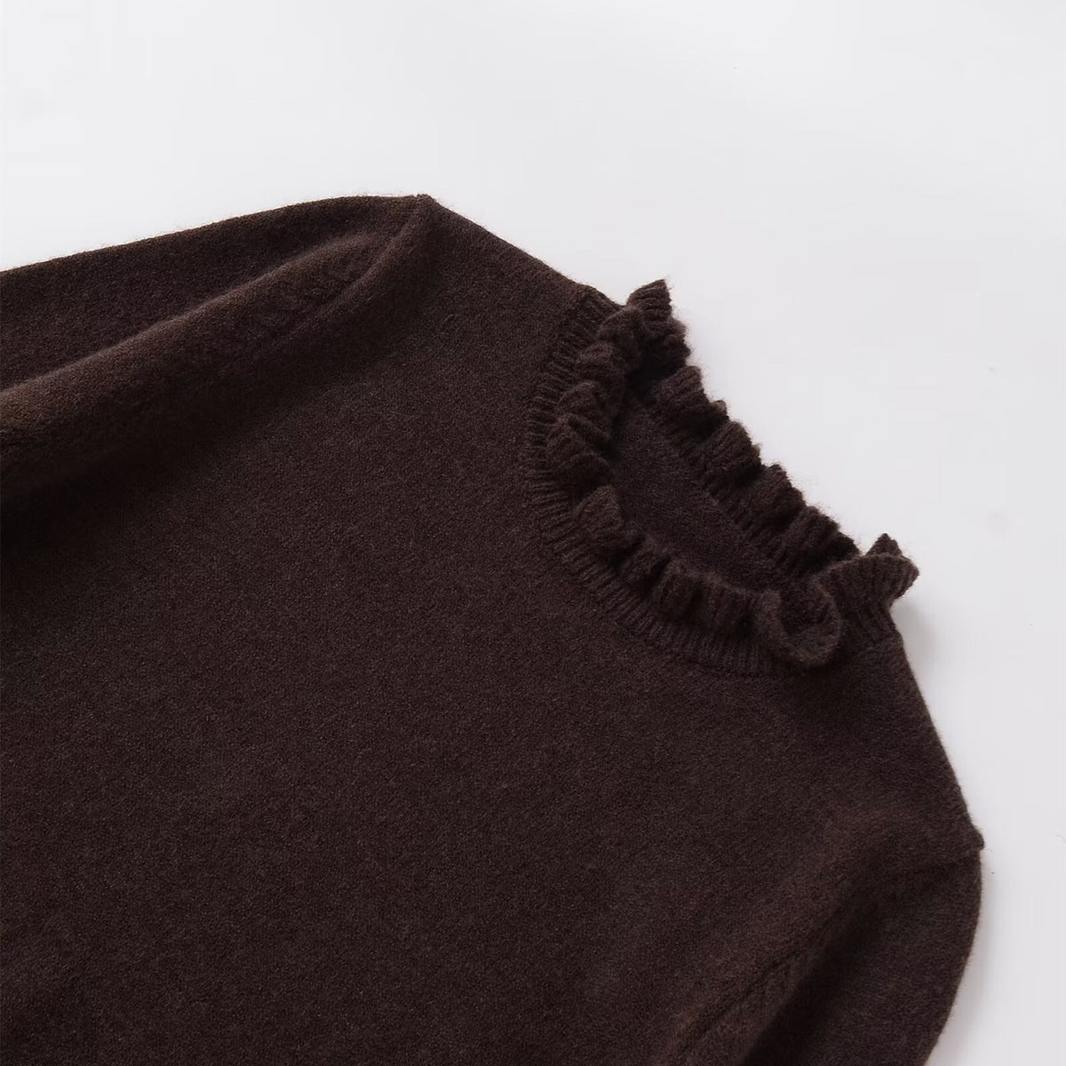 Gentle Wind Wood Ear Stacked Decorative Knitted Shirt